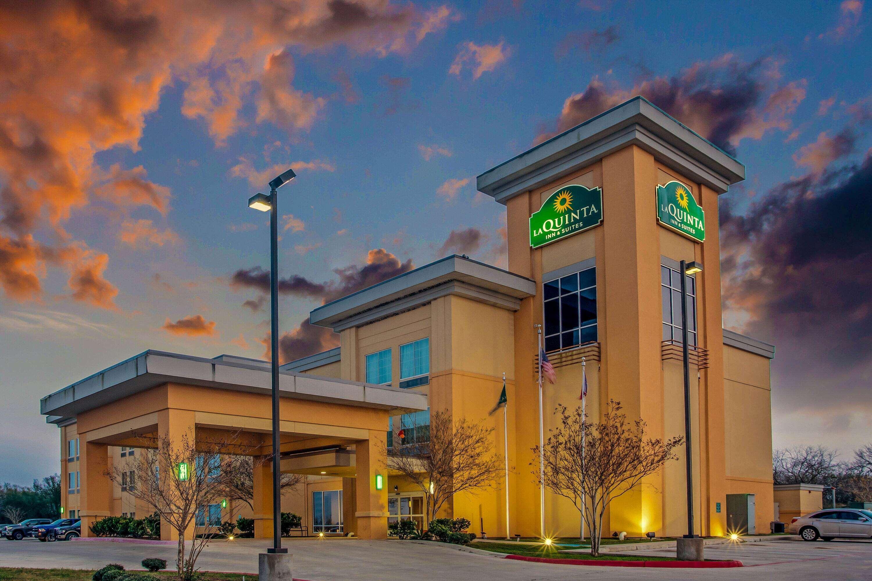 La Quinta By Wyndham Karnes City - Kenedy Exterior foto